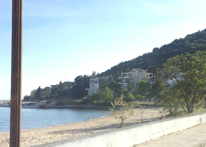 Nyaraló And Sea 2 *